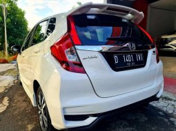 Jual Honda Jazz RS CVT 2018 harga murah di Jawa Tengah 9