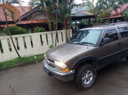 Jual mobil Chevrolet Blazer DOHC 2001 bekas, Banten 14