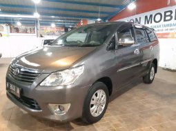 Jual Toyota Kijang Innova E 2011 harga murah di Jawa Tengah 3