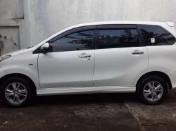 Jual Toyota Avanza Veloz 2012 harga murah di Jawa Tengah 3