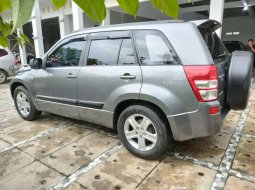 Mobil Suzuki Grand Vitara 2007 JLX terbaik di Jawa Tengah 8