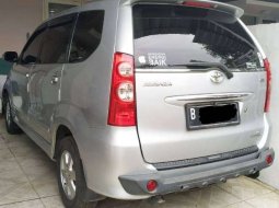 Dijual mobil bekas Toyota Avanza 1.3 AT, Jawa Barat  4