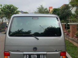 Volkswagen Caravelle 2020 Jawa Barat dijual dengan harga termurah 3