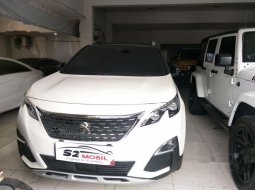 Jual cepat Peugeot 3008 Allure Plus 2020 di Jawa Timur 5