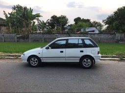 Mobil Suzuki Amenity 1990 terbaik di Jawa Tengah 7