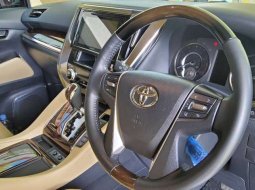 Dijual mobil bekas Toyota Alphard G, Bali  6