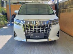 Dijual mobil bekas Toyota Alphard G, Bali  4