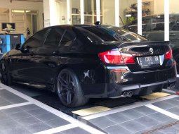 Jawa Timur, jual mobil BMW M5 M5 2010 dengan harga terjangkau 7