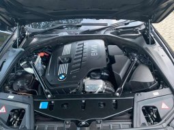 Jawa Timur, jual mobil BMW M5 M5 2010 dengan harga terjangkau 9