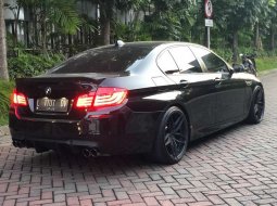 Jawa Timur, jual mobil BMW M5 M5 2010 dengan harga terjangkau 6