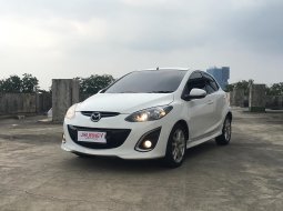 Mazda 2 R 2013 automatic 1