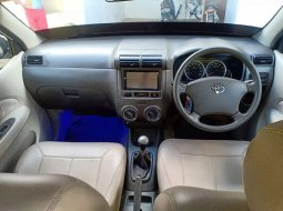 Kalimantan Barat, Toyota Avanza G 2010 kondisi terawat 6