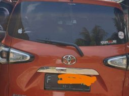 Mobil Toyota Sienta 2016 G terbaik di Jawa Barat 4