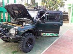 Jawa Barat, Suzuki Vitara 1992 kondisi terawat 4