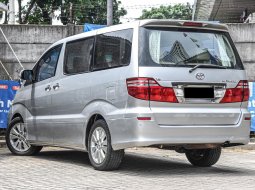 Toyota Alphard V 2007 Silver 2