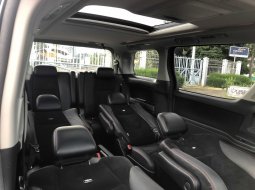 Toyota Alphard 2.5 GS A/T 2013 Hitam 10