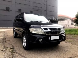 Isuzu Panther LV MT 2015 Hitam 2