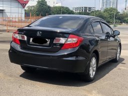 Honda Civic 1.8 2013 Hitam 6