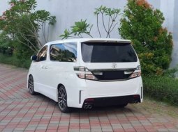 Jawa Timur, Toyota Vellfire G 2013 kondisi terawat 8