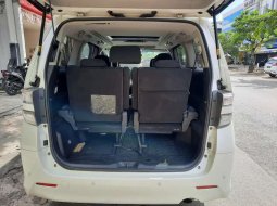 Jawa Timur, jual mobil Toyota Vellfire Z 2011 dengan harga terjangkau 5