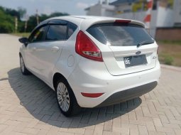 Jual mobil bekas murah Ford Fiesta S 2011 di Sumatra Selatan 5