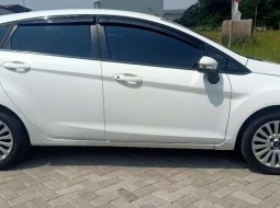 Jual mobil bekas murah Ford Fiesta S 2011 di Sumatra Selatan 2