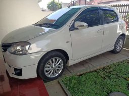 Toyota Etios Valco 2015 Jawa Timur dijual dengan harga termurah 3