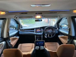 Jual mobil Toyota Kijang Innova V 2018 bekas, Bali 9