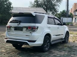 Toyota Fortuner G TRD 2015 Putih 5