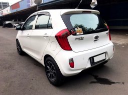 Kia Picanto Platinum 1.2 D CVVT AT 2014 Putih 5