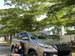 Jual cepat Toyota Fortuner VRZ 2017 di Jawa Tengah 9