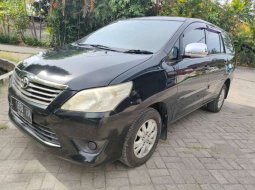 Jual mobil Toyota Kijang Innova E 2013 bekas, Jawa Timur 4