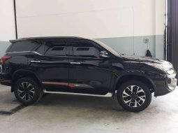 Jawa Timur, Toyota Fortuner VRZ 2019 kondisi terawat 8