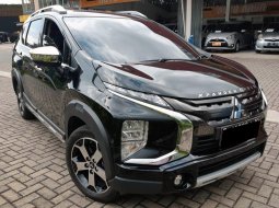 Mitsubishi Xpander Cross 2019 AT Black 2