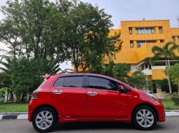 Jual Toyota Yaris E 2010 harga murah di Sumatra Barat 2