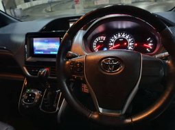 Jual Toyota Voxy 2019 harga murah di Jawa Barat 18