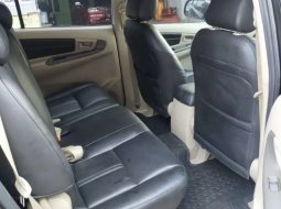 Jual mobil bekas murah Toyota Kijang Innova 2.0 G 2013 di Jawa Timur 10