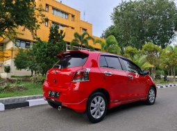 Jual Toyota Yaris E 2010 harga murah di Sumatra Barat 7