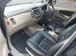 Jual mobil bekas murah Toyota Kijang Innova 2.0 G 2013 di Jawa Timur 9