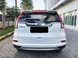 Mobil Honda CR-V 2015 2.4 Prestige dijual, Jawa Timur 5