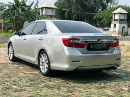 Toyota Camry 2.5 V 2013 Silver 4