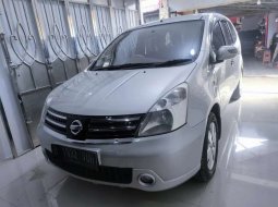 Jual mobil Nissan Grand Livina XV 2009 bekas, Jawa Barat 3