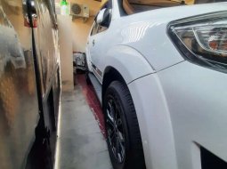 Mobil Toyota Fortuner 2014 G dijual, Jawa Barat 6