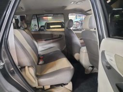 Jual Toyota Kijang Innova 2.5 G 2013 harga murah di Jawa Timur 5