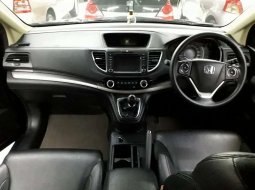 Jual mobil bekas murah Honda CR-V 2.0 2016 di Jawa Timur 4