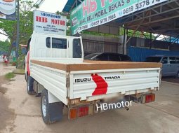 Mobil Isuzu Traga 2020 dijual, Kalimantan Selatan 3