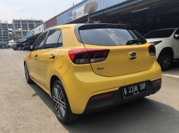 Kia Rio 1.4 Kuning 2019 7