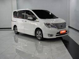 Nissan Serena 2.0 HWS AT 2017 Putih 1