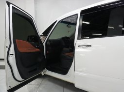 Nissan Serena 2.0 HWS AT 2017 Putih 7