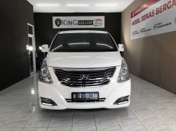 Hyundai H-1 XG 2014 1